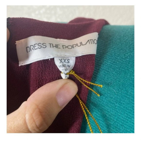 Dress the Population Catalina Crepe‎ V-Neck Sleeveless Fit-and-Flare Dress NWT - Picture 7 of 9